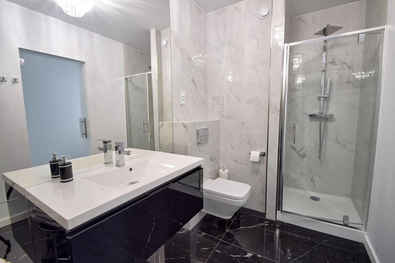 Crystal Apartament 80M Od Plazy, Przy Latarni Morskiej Kołobrzeg Εξωτερικό φωτογραφία